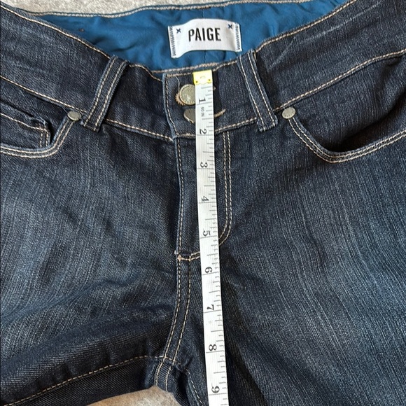 👖 Discover timeless elegance with these PAIGE Hidden Hills Straight Jeans! 👖 - Picture 16 of 16